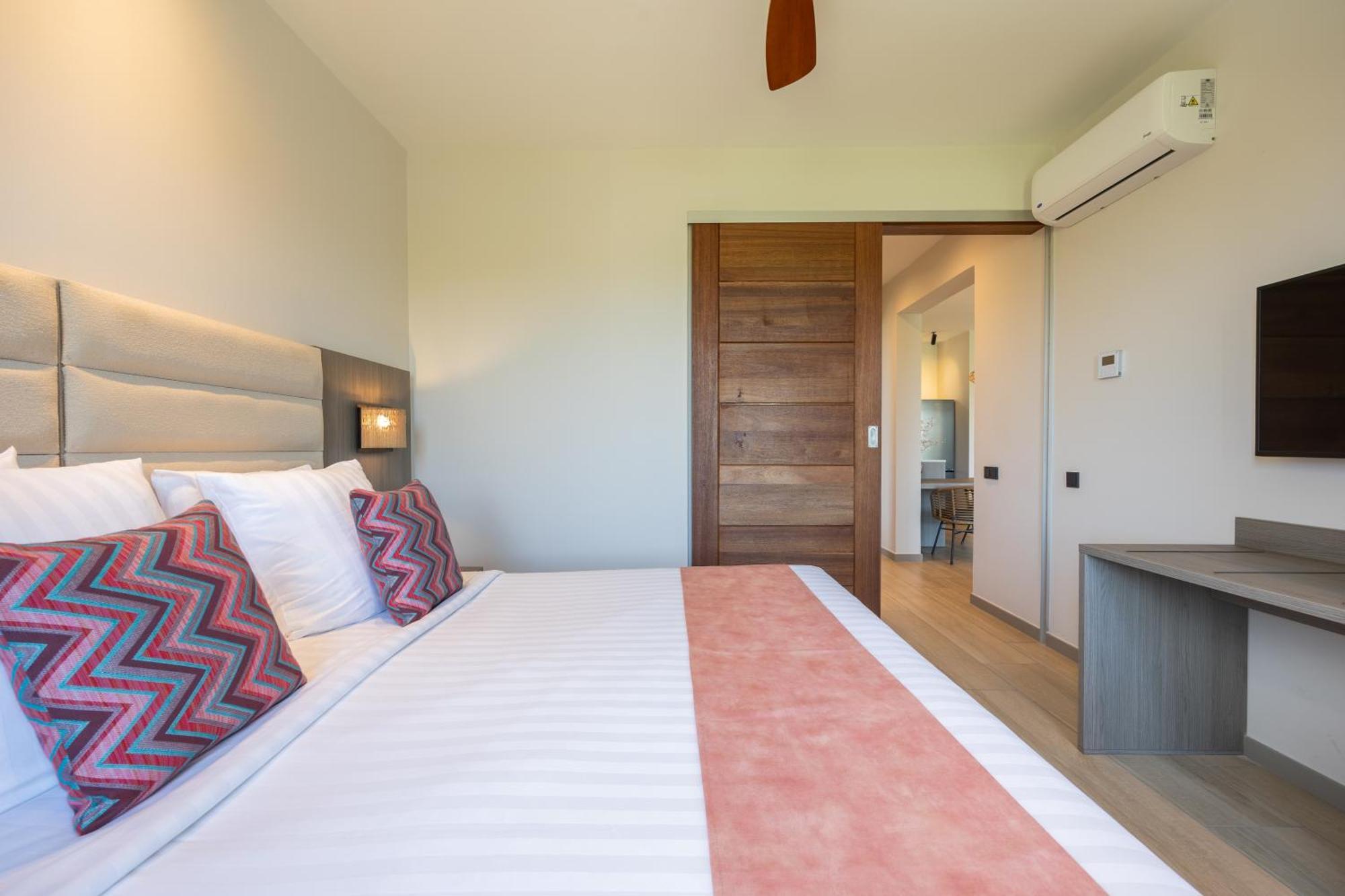 Dolphin Suites & Wellness Curacao Willemstad Kültér fotó